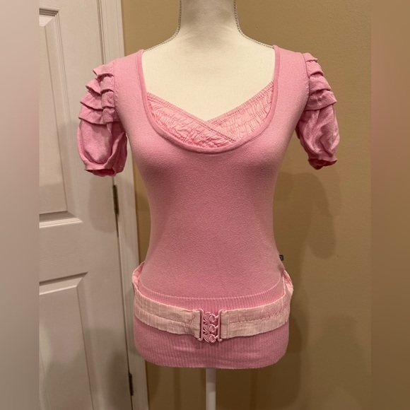 Dept Pink Puff Sleeve Knit Top with Textured Belt Detail Size Small - Picture 2 of 7